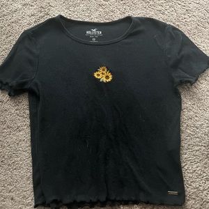 hollister | sunflower baby tee